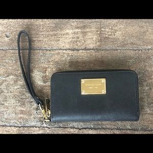 Small black Michael Kors wallet